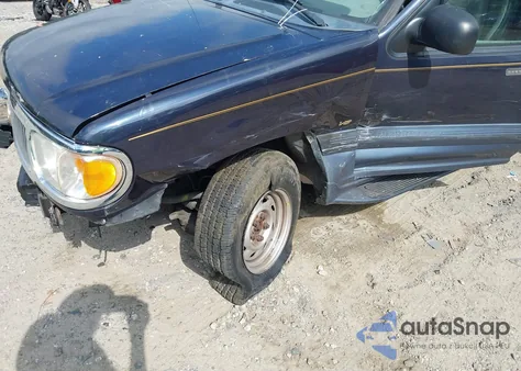 2000 Mercury Mountaineer z USA, uszkodzony, nr VIN 4M2DU86P6YUJ37533